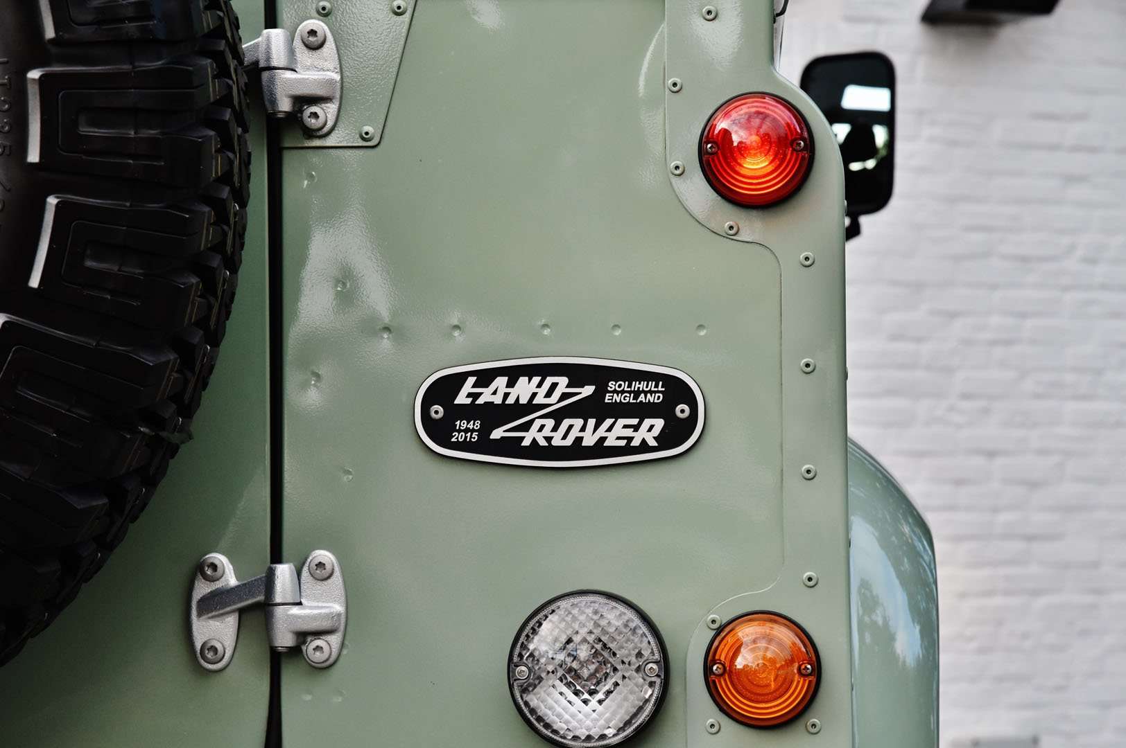 Land Rover Defender 90 - 17