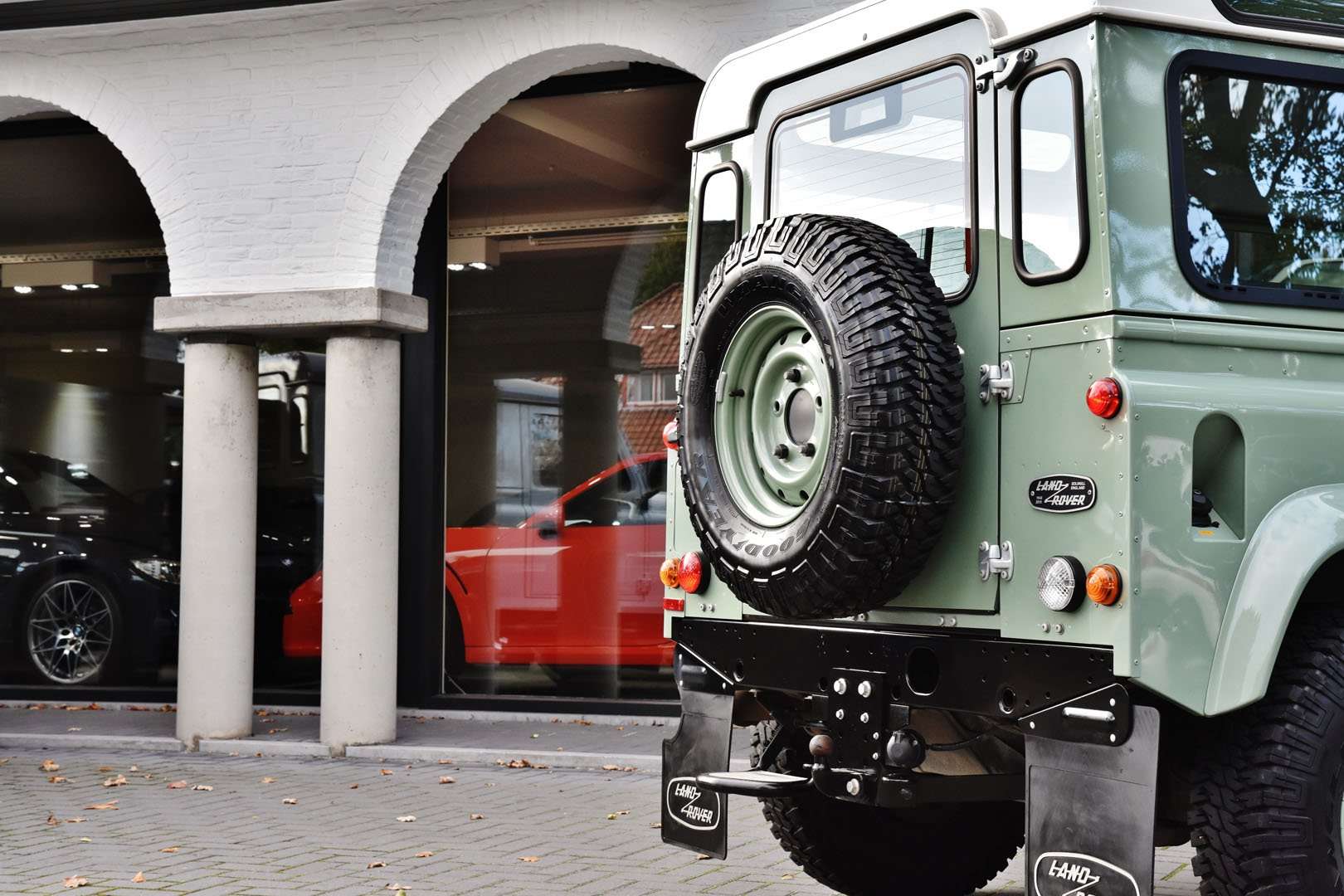 Land Rover Defender 90 - 18