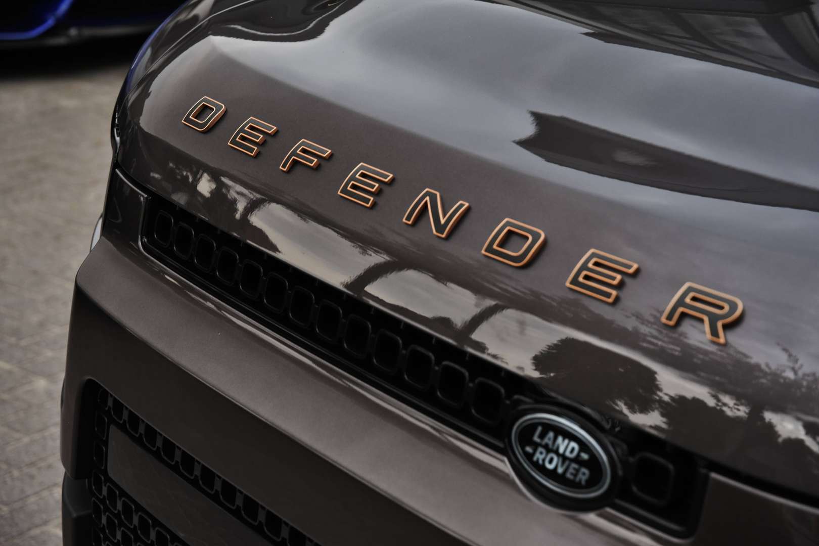 Land Rover Defender 110 - 37