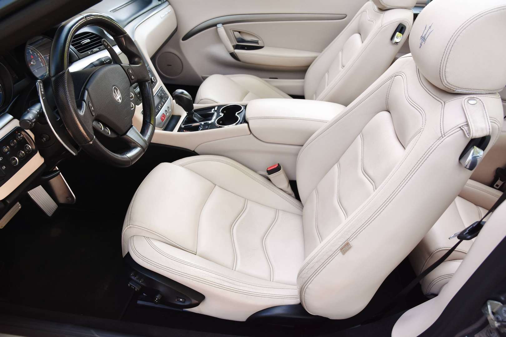 Maserati GranCabrio - 5
