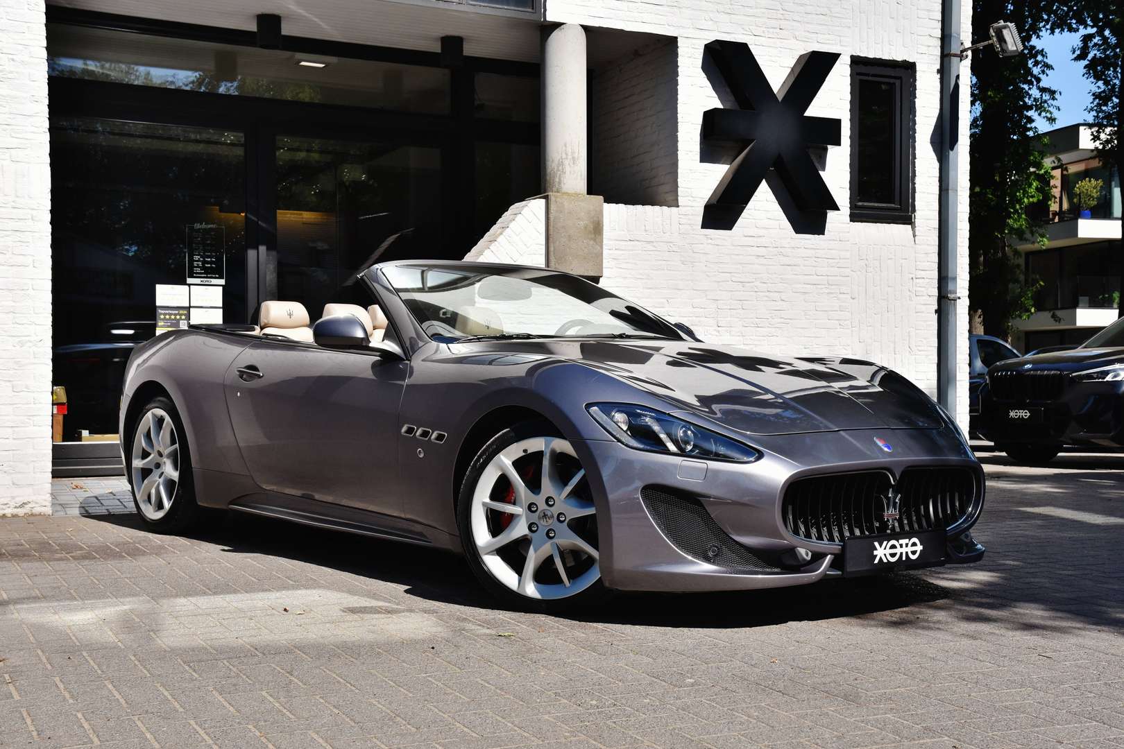 Maserati GranCabrio - 16