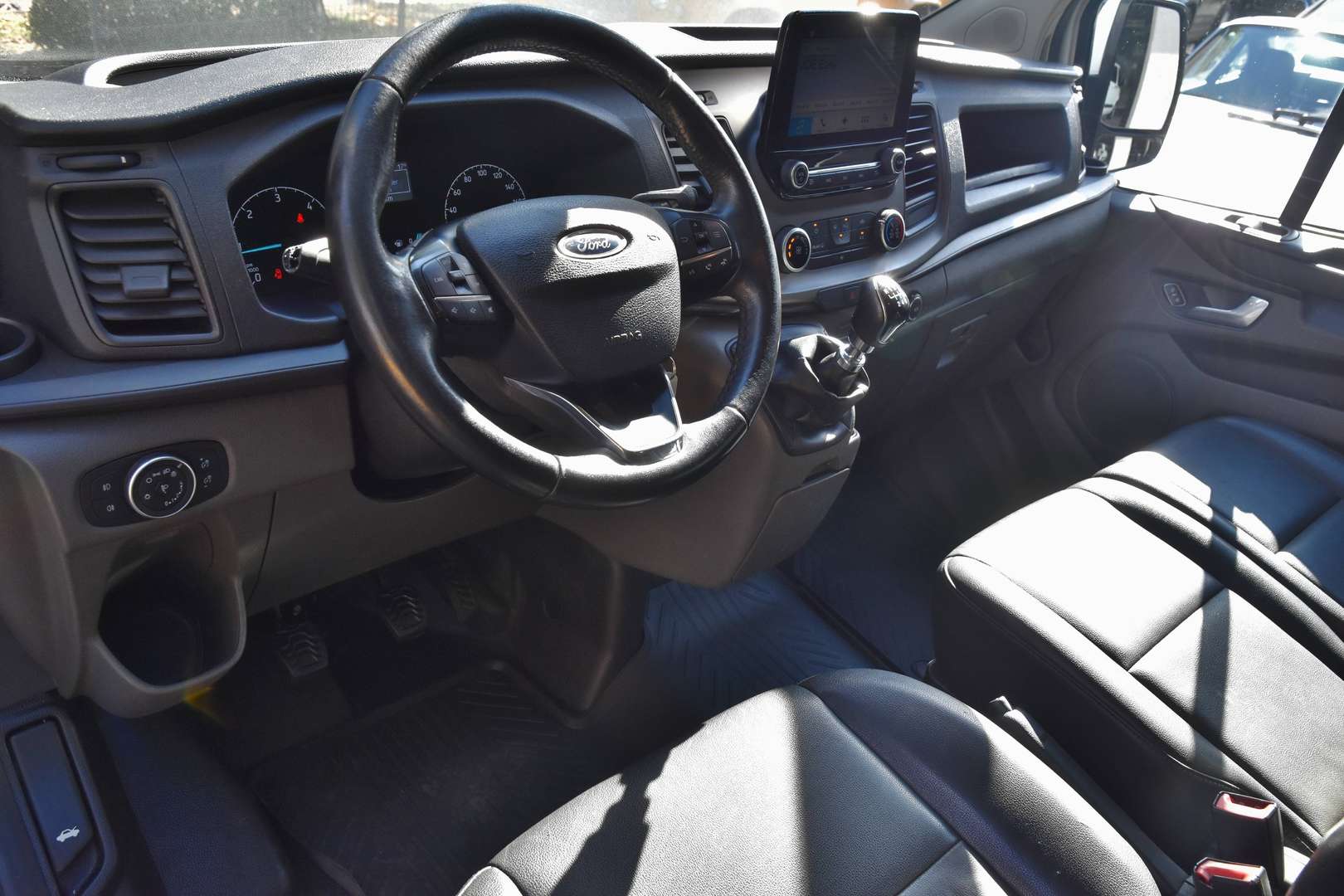 Ford Transit - 4