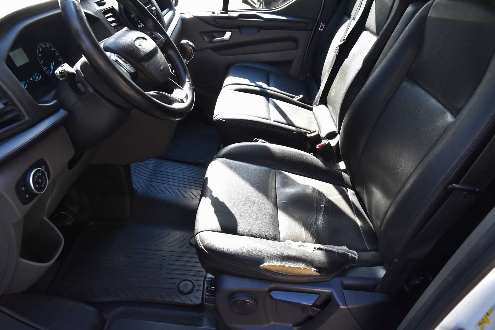 Ford Transit - 5