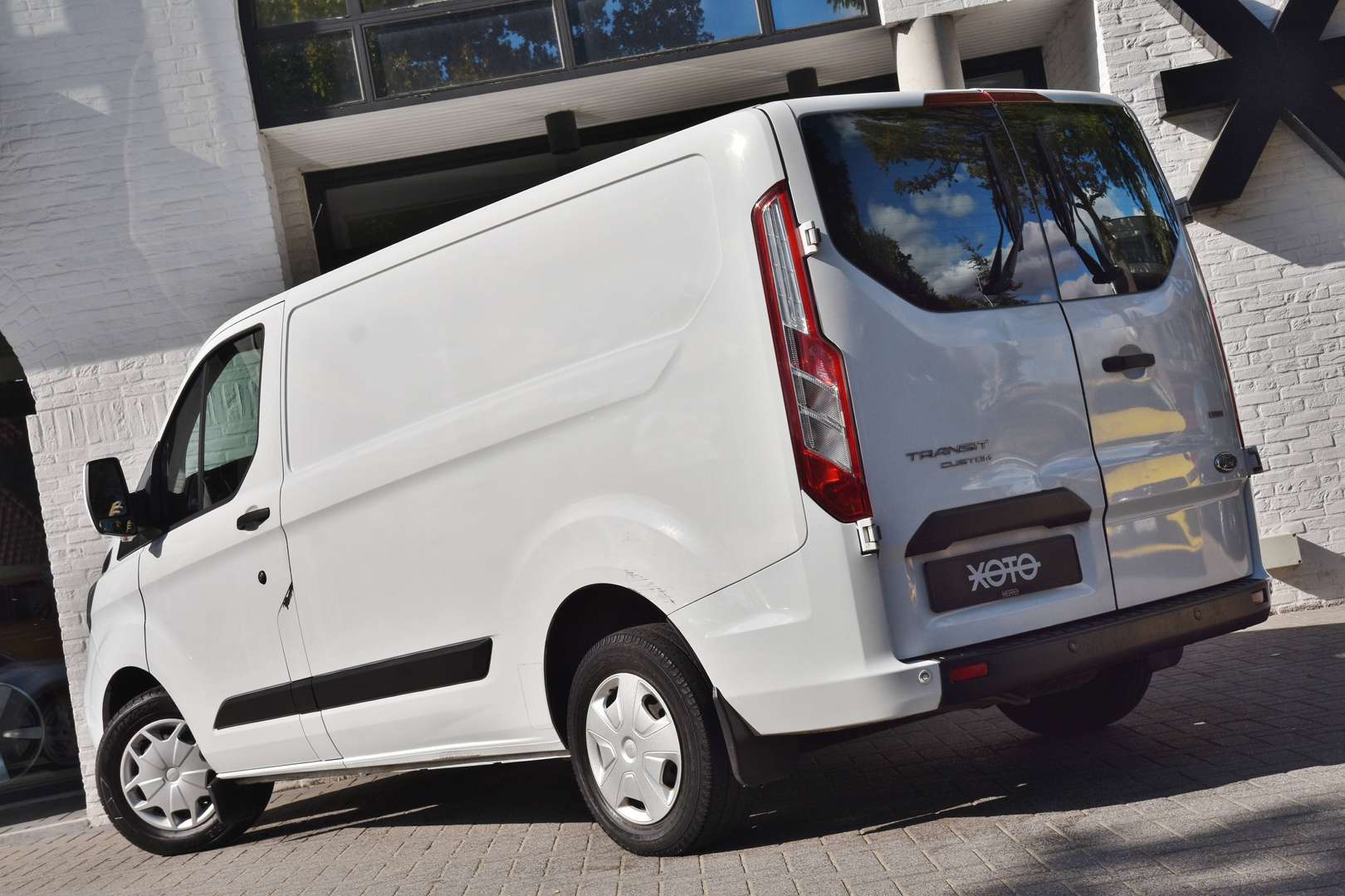 Ford Transit - 9