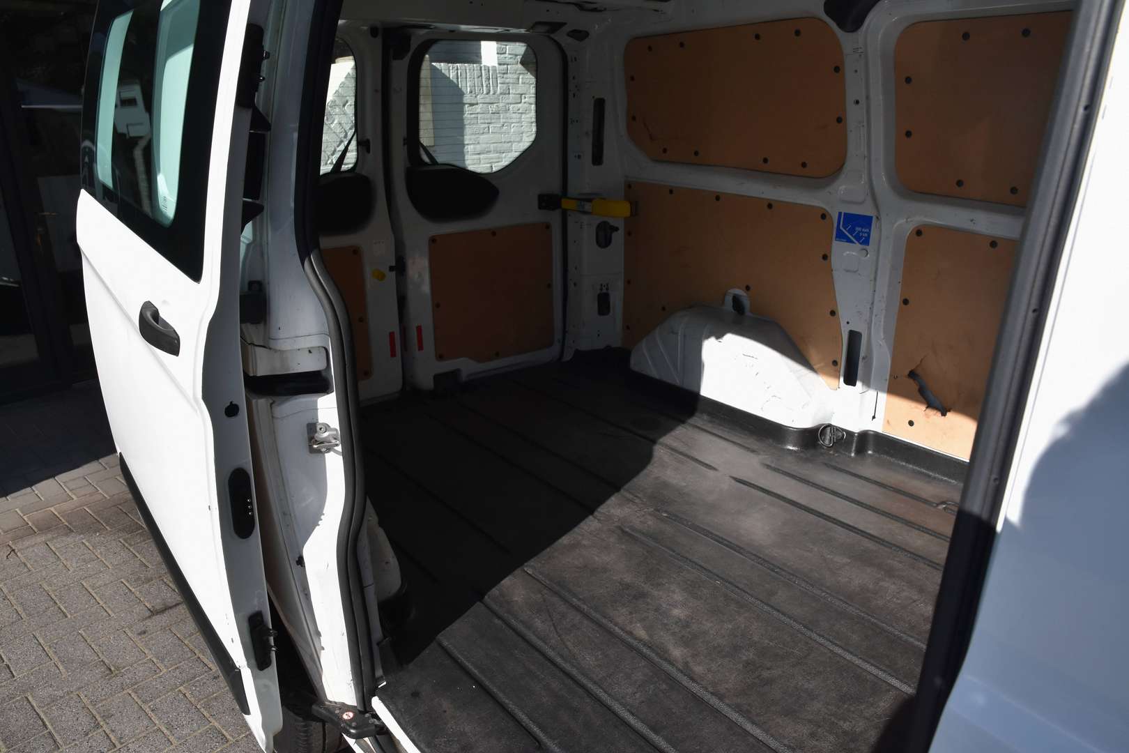 Ford Transit - 21