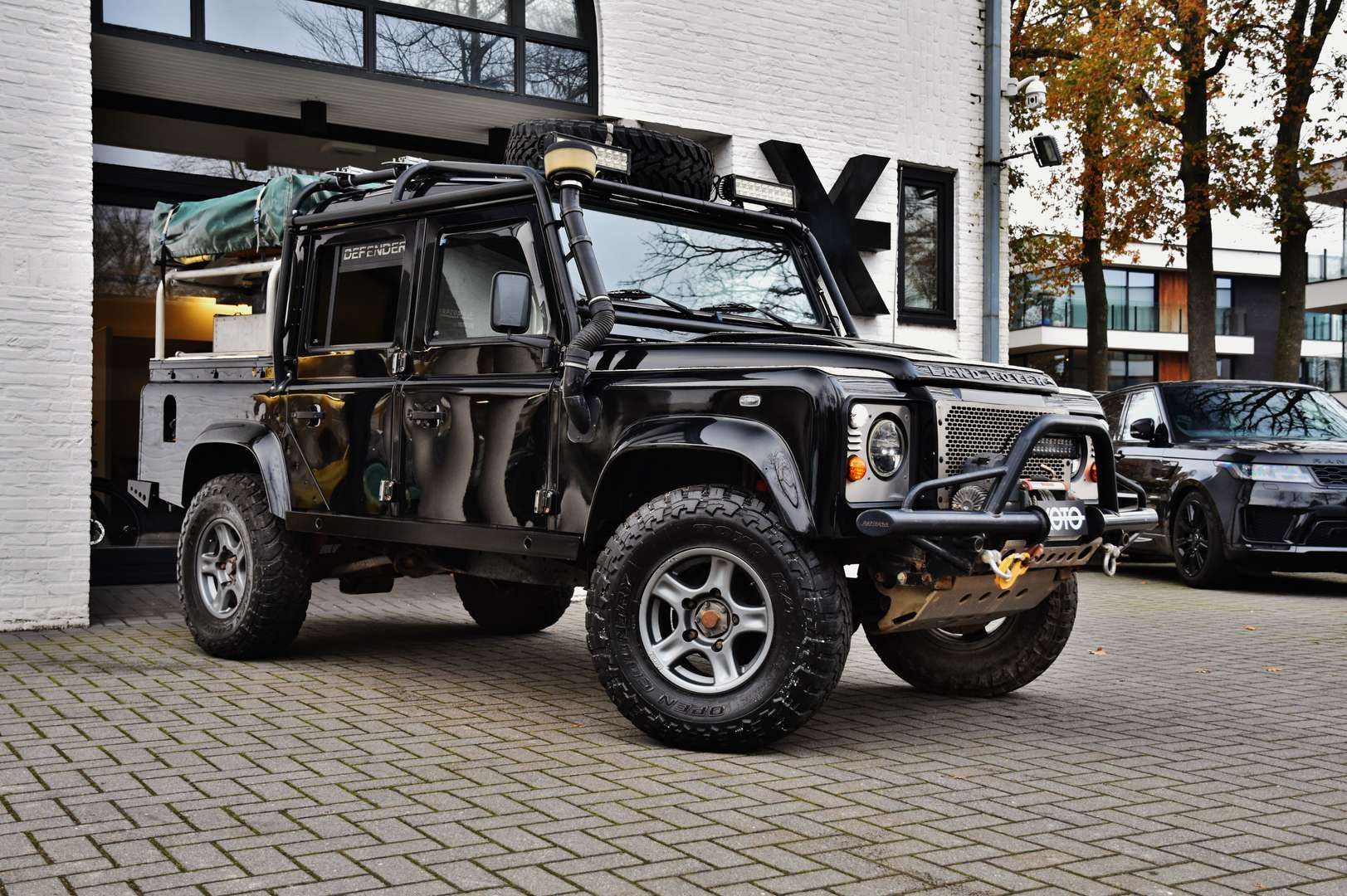 Land Rover Defender 110 - 18