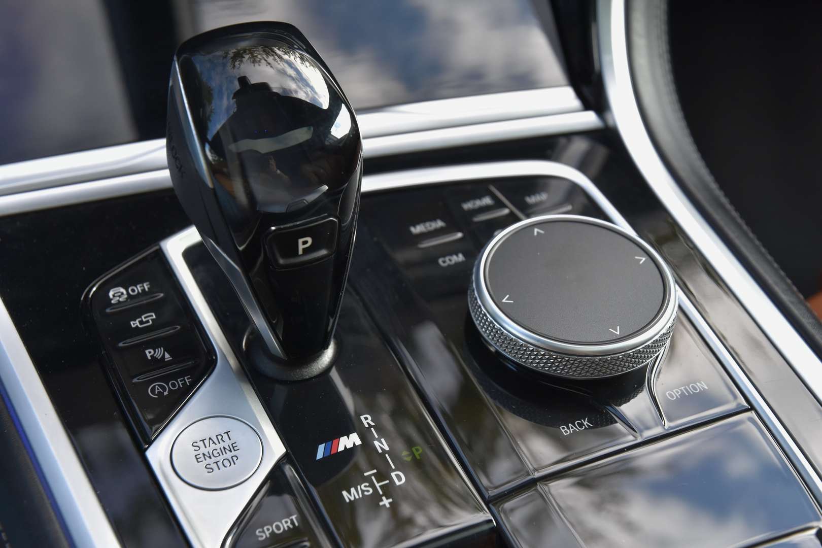 BMW M850i xDrive Gran Coupé - 28
