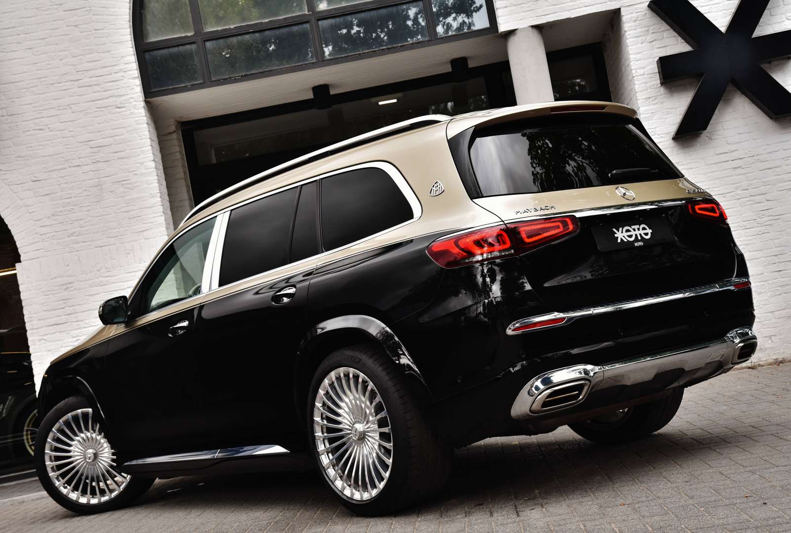 Mercedes-Benz GLS 600 - 9