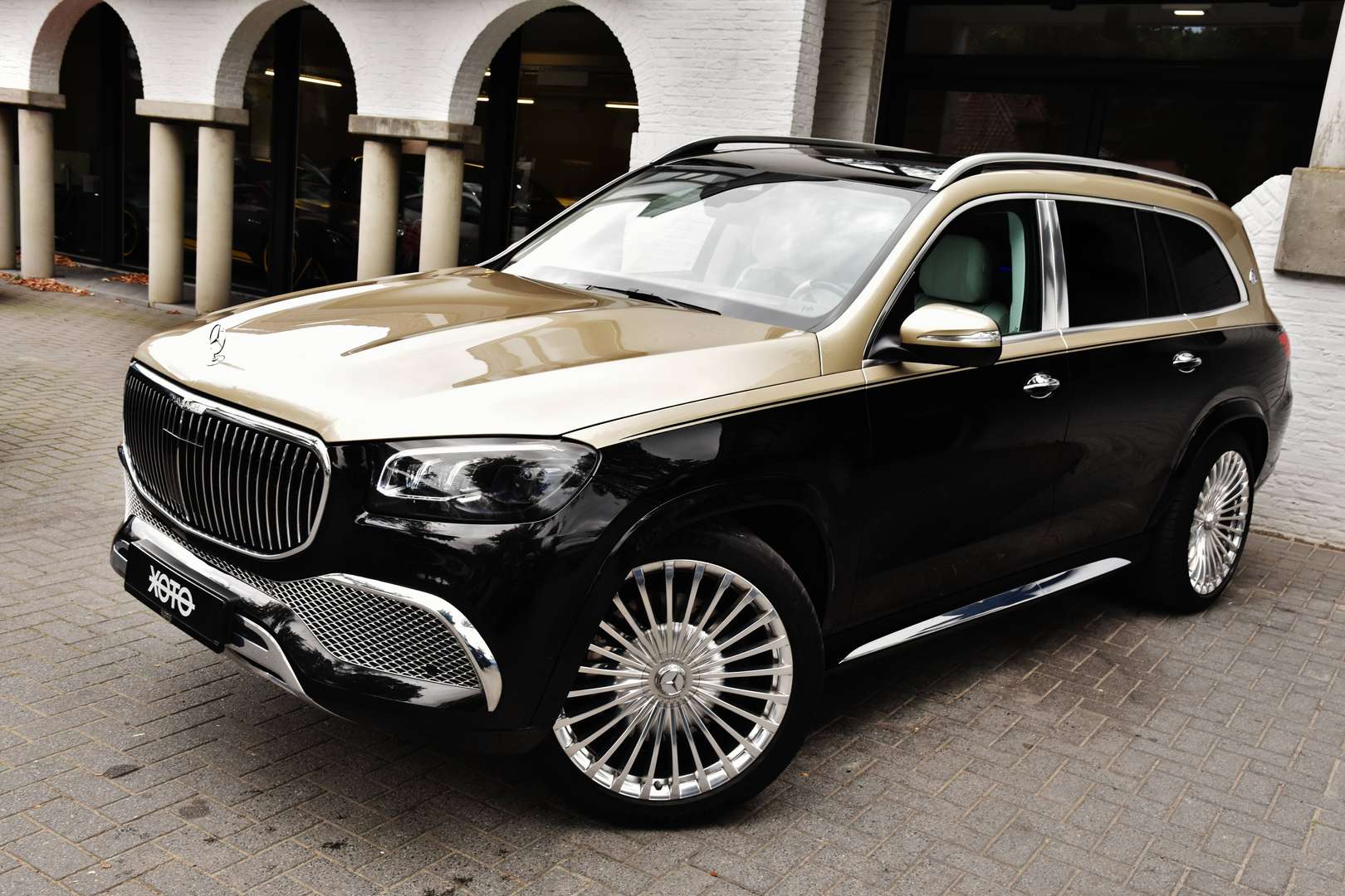 Mercedes-Benz GLS 600 - 21