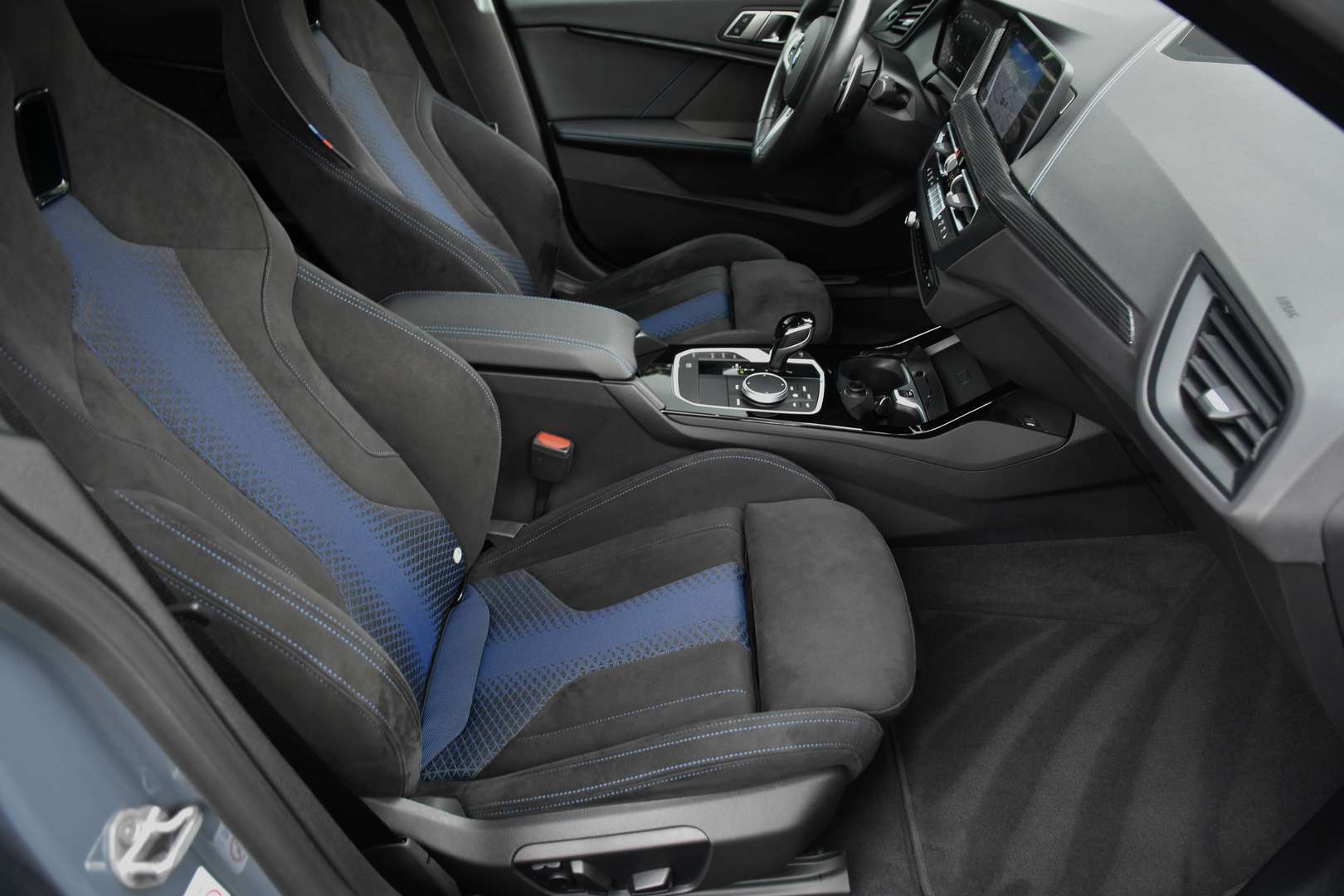 BMW M235i - 14