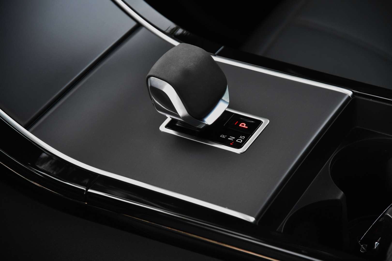 Land Rover Range Rover Velar - 21