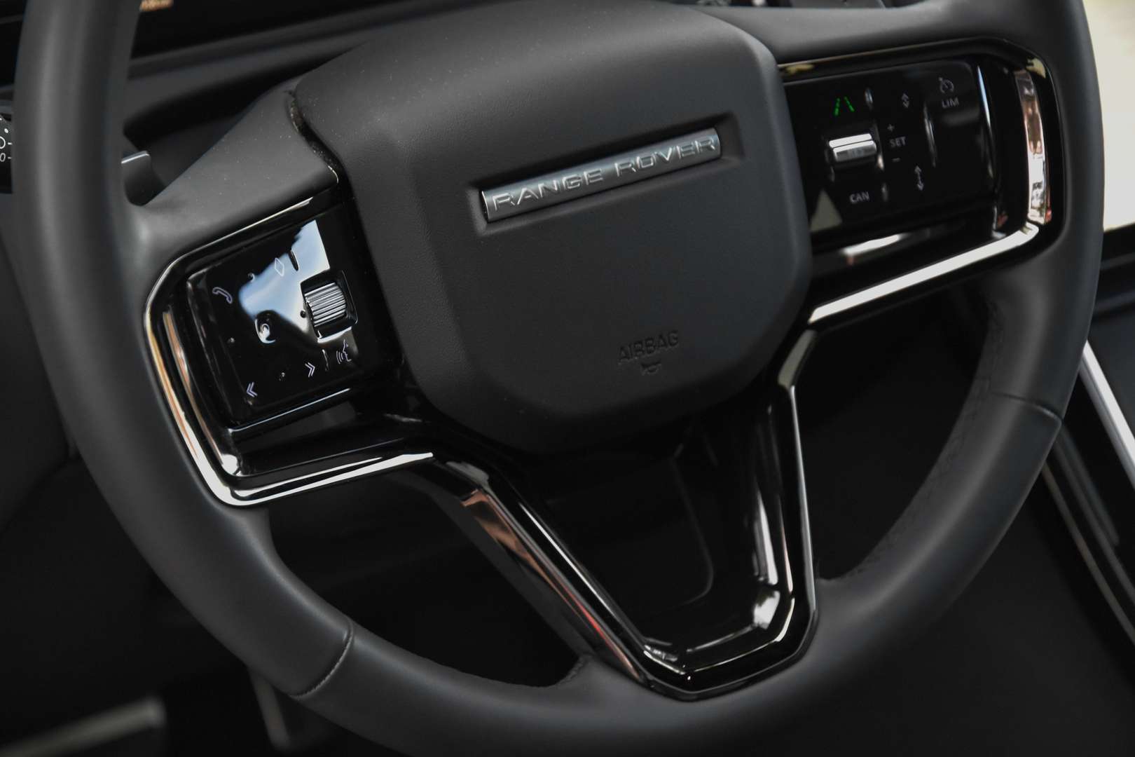 Land Rover Range Rover Velar - 11