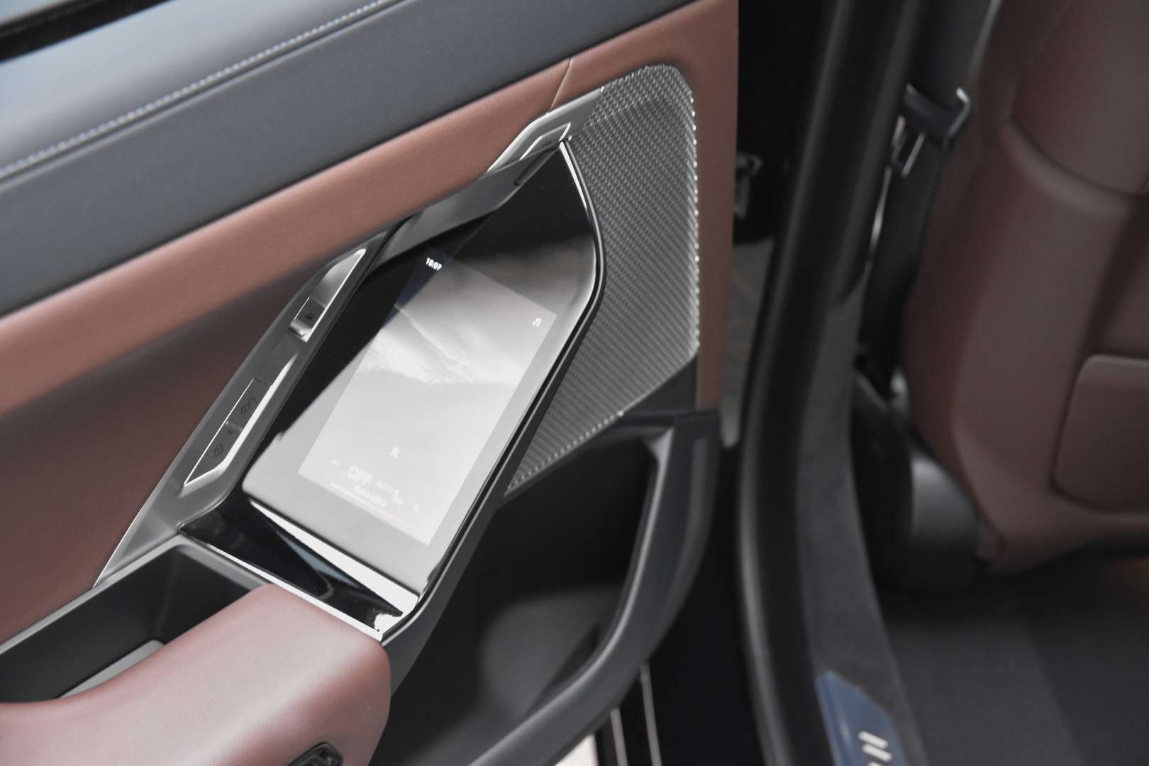 BMW 760 - 23
