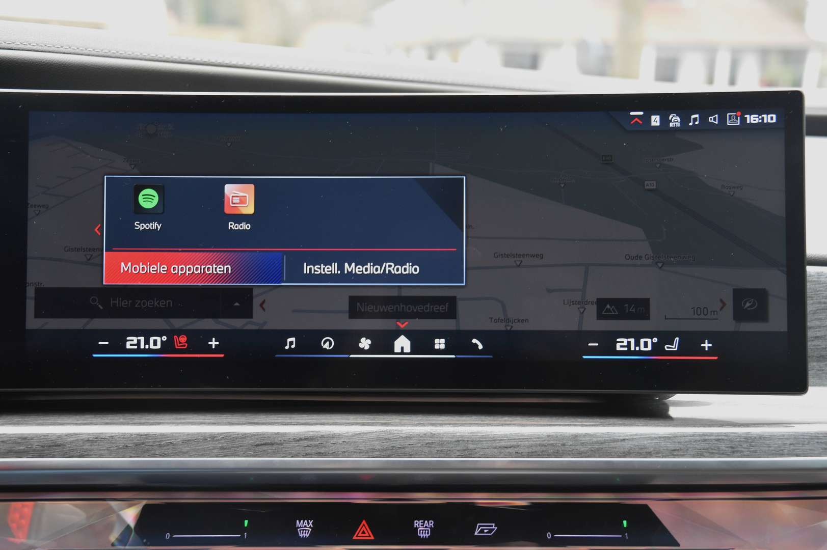 BMW 760 - 32