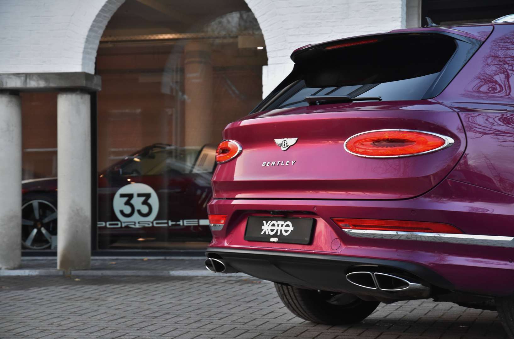 Bentley Bentayga - 17