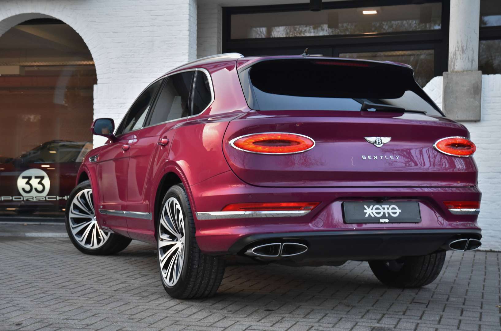 Bentley Bentayga - 16