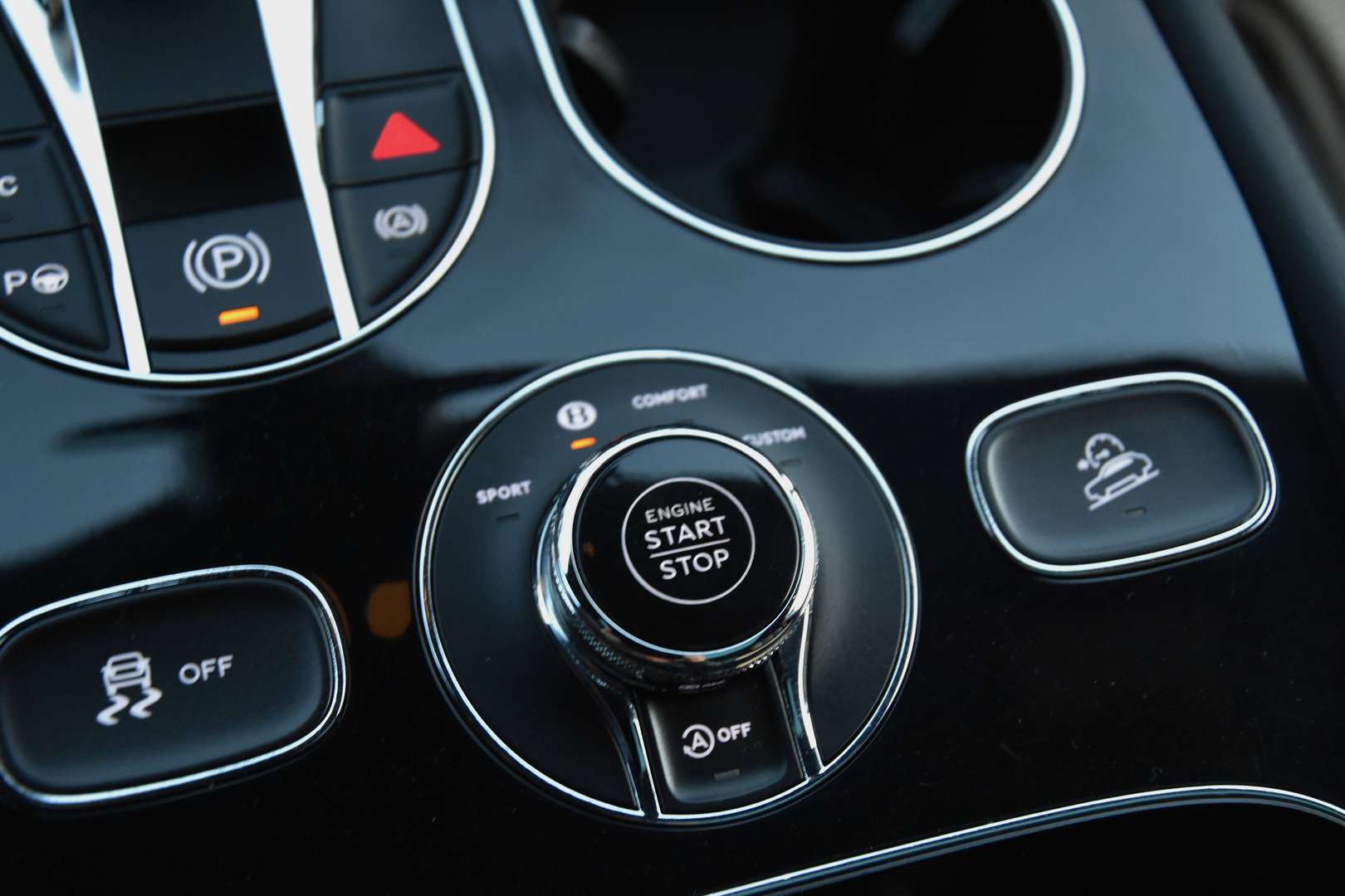 Bentley Bentayga - 22