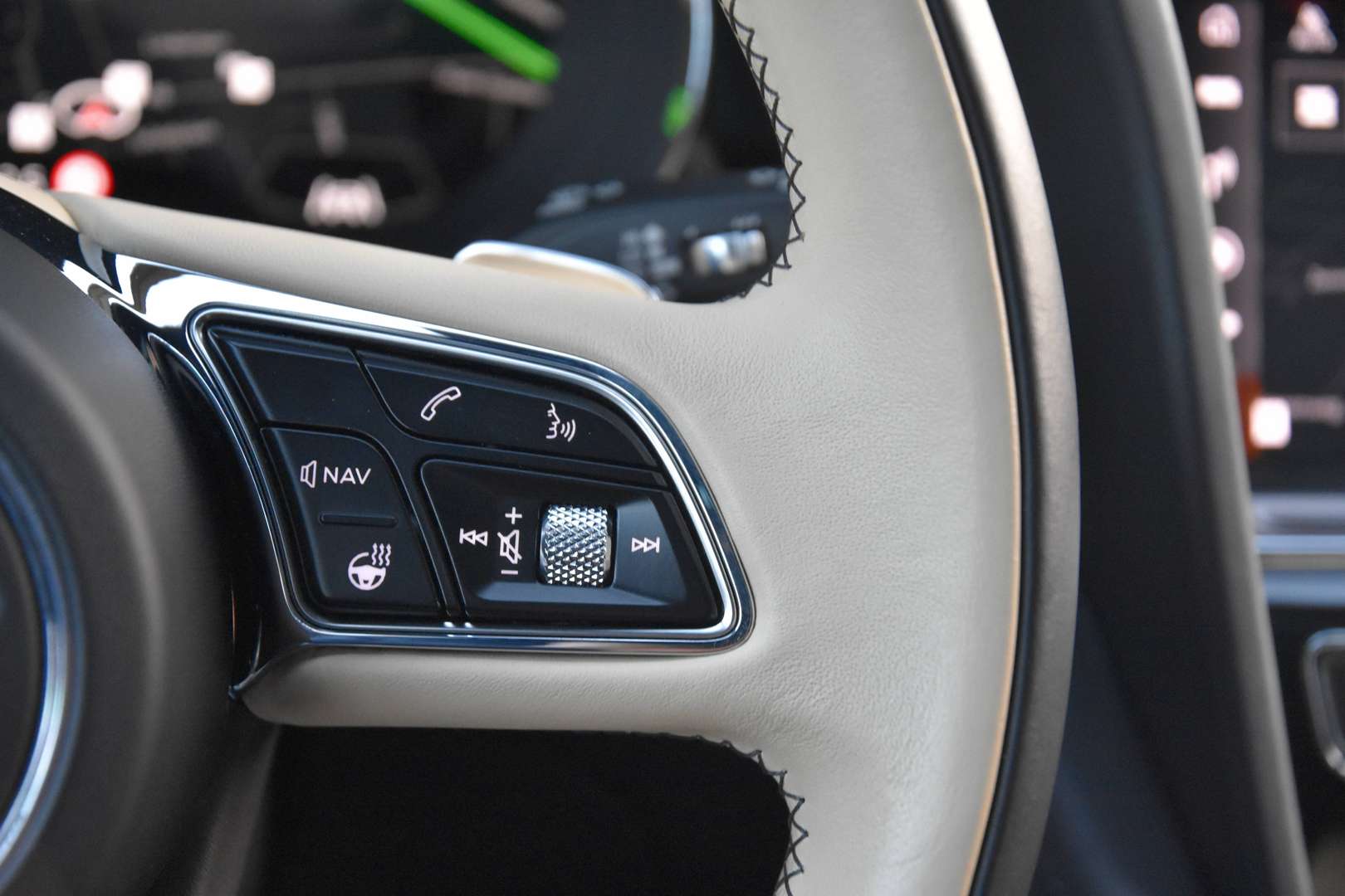 Bentley Bentayga - 24