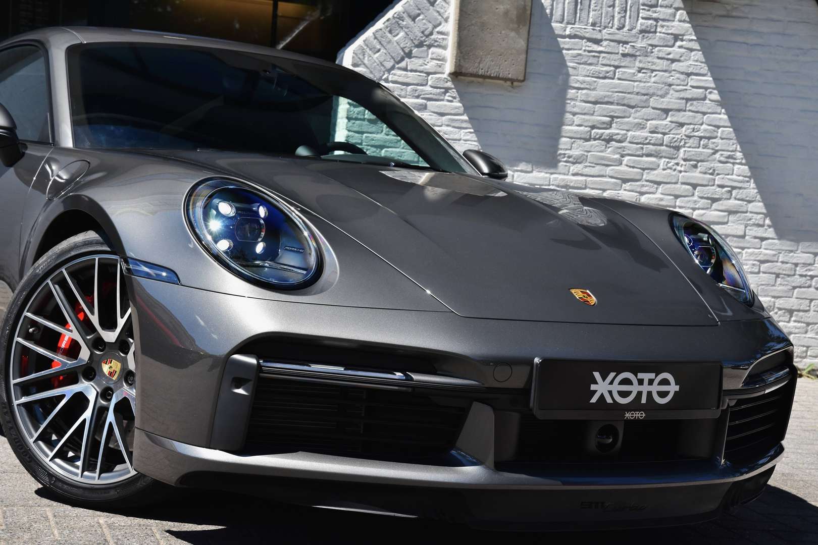 Porsche 911 Turbo - 10