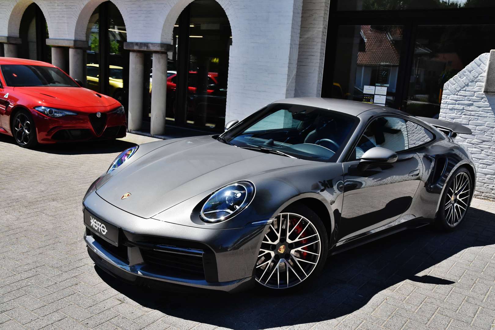 Porsche 911 Turbo - 18