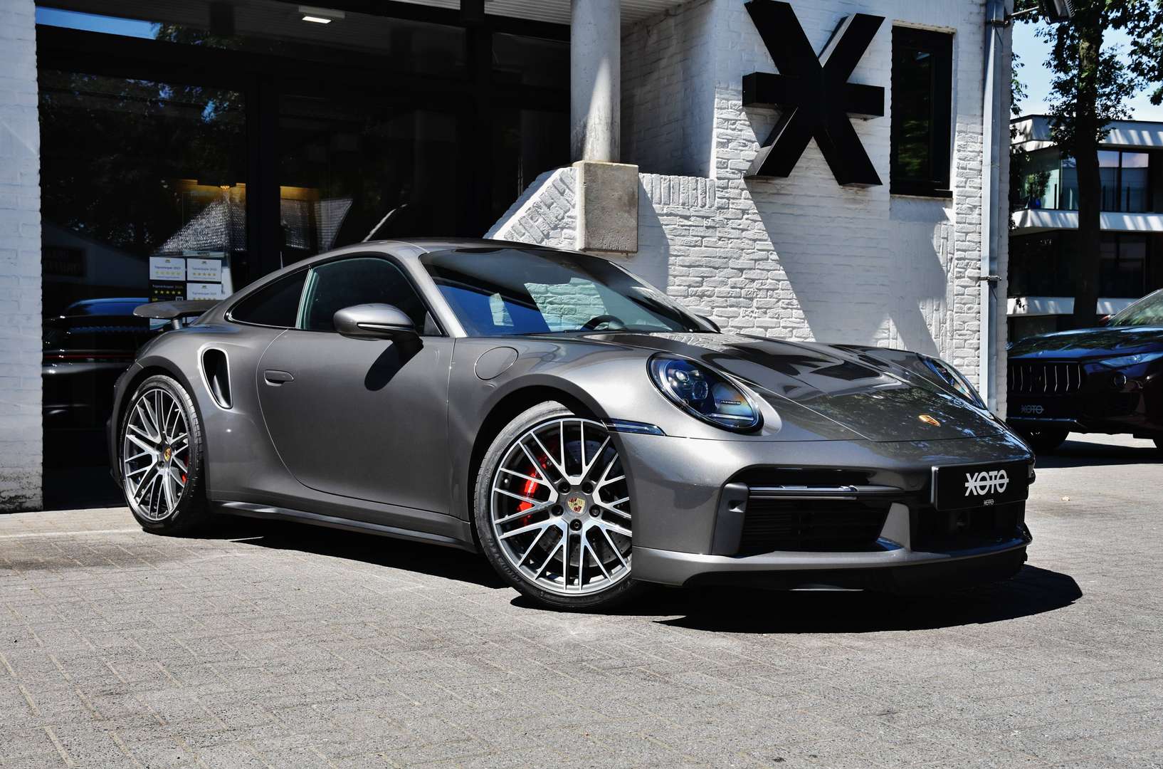 Porsche 911 Turbo - 15