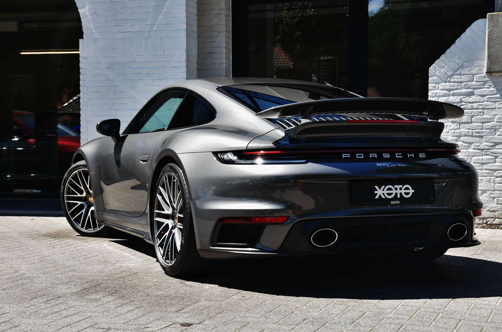 Porsche 911 Turbo - 22