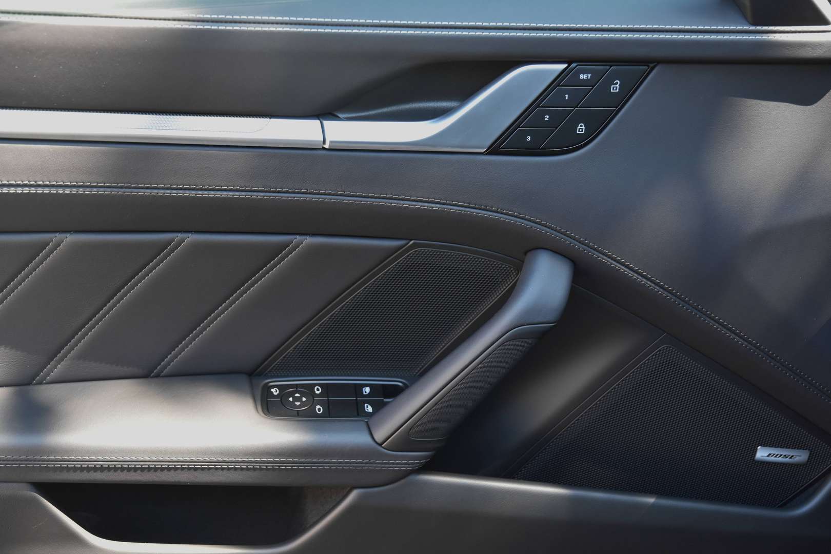 Porsche 911 Turbo - 24