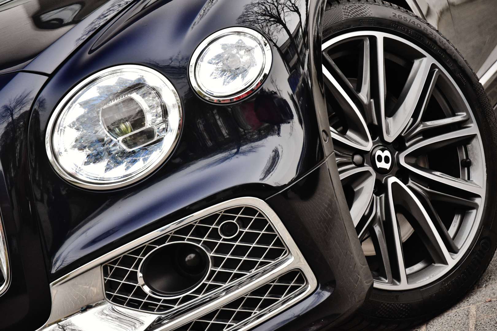 Bentley Flying Spur - 7