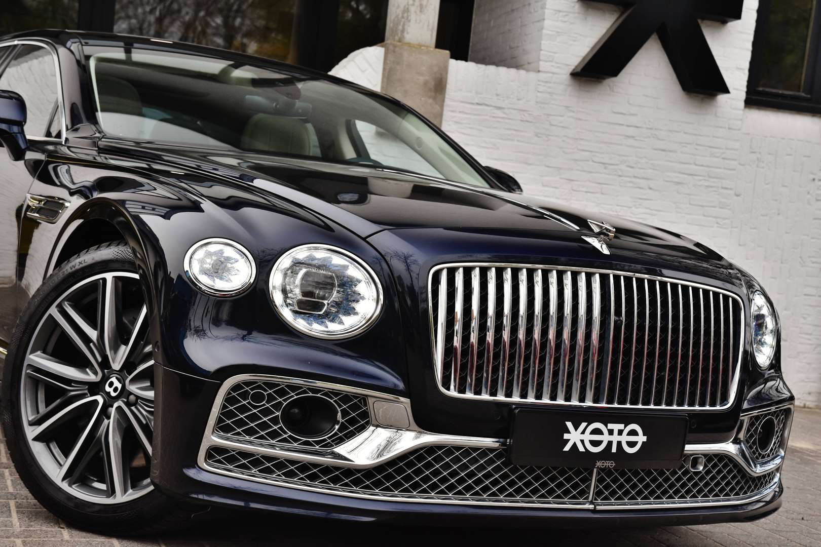Bentley Flying Spur - 10