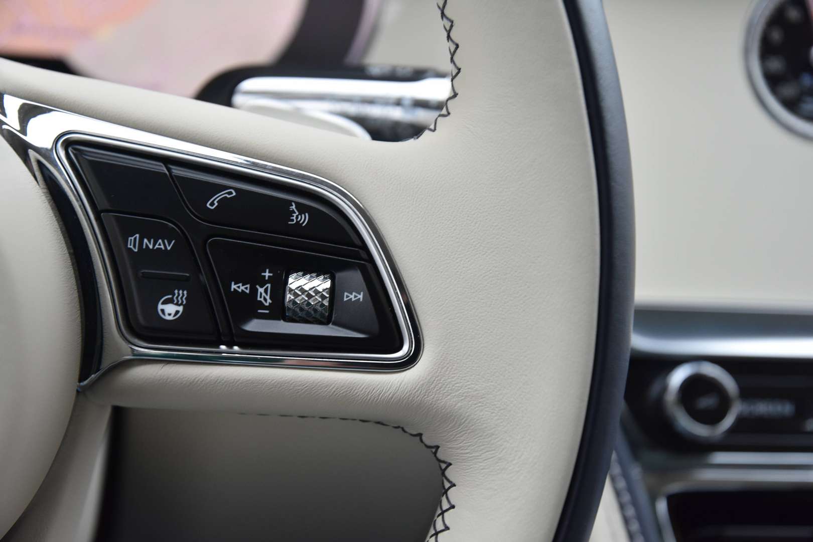Bentley Flying Spur - 30