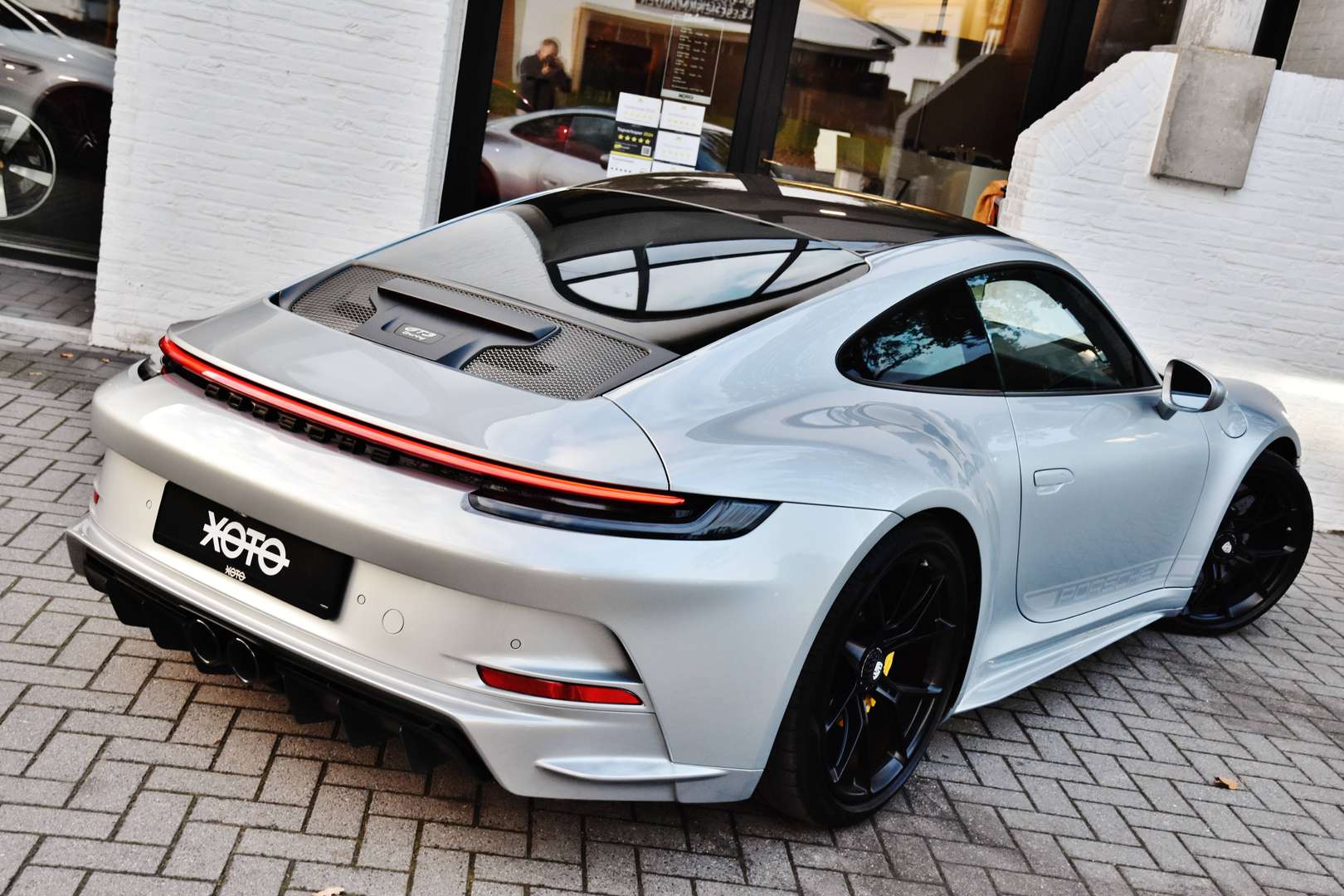 Porsche 911 GT3 Touring - 20