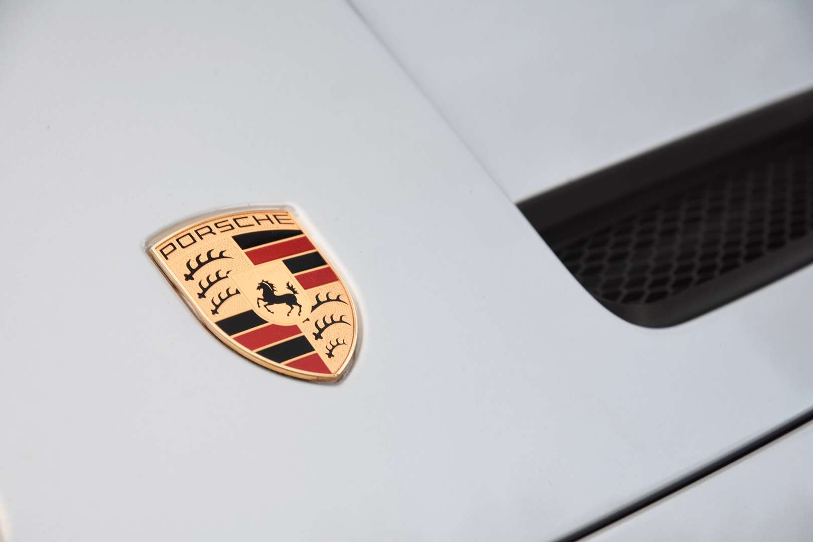 Porsche 911 GT3 Touring - 35