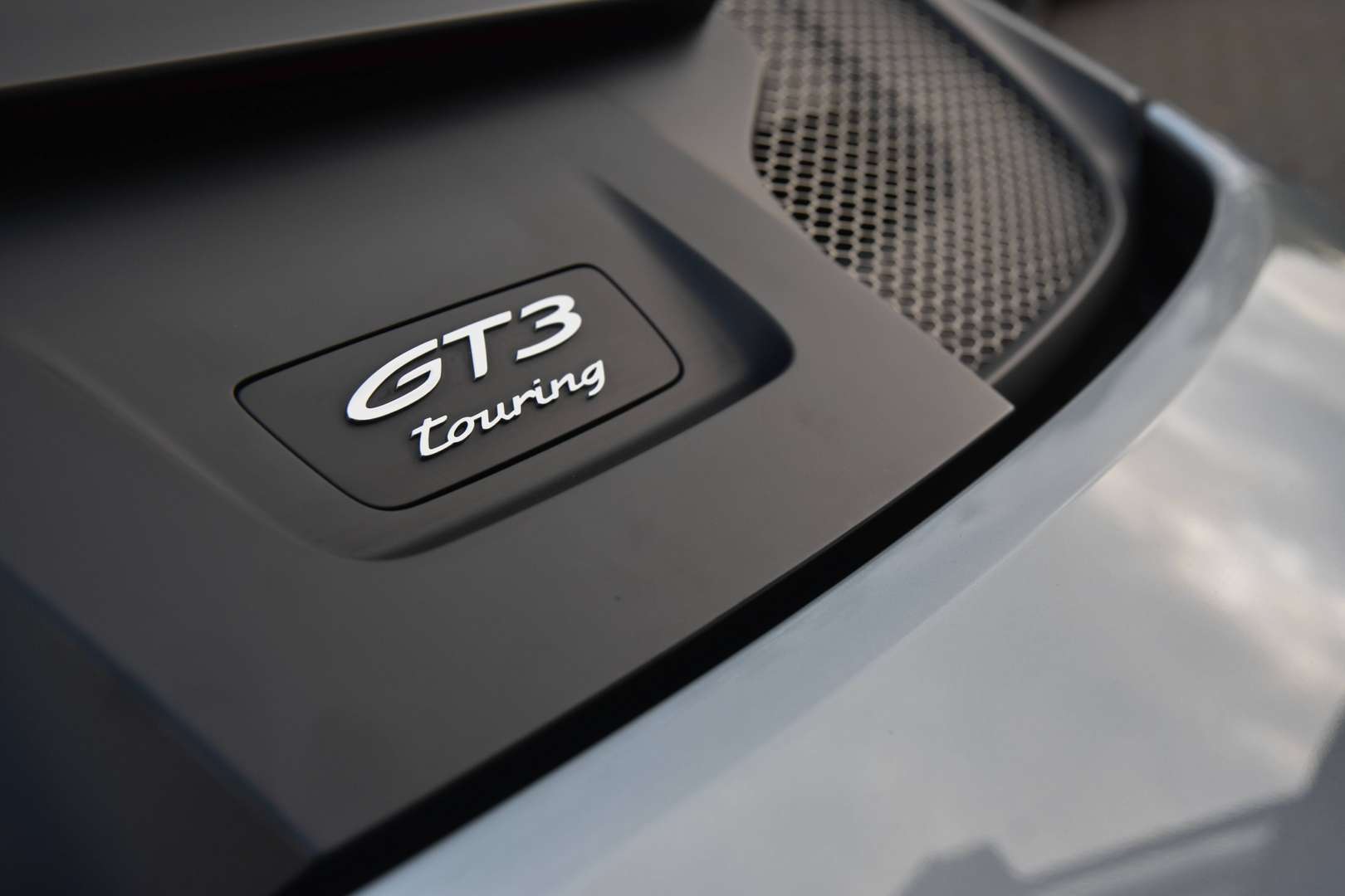 Porsche 911 GT3 Touring - 31