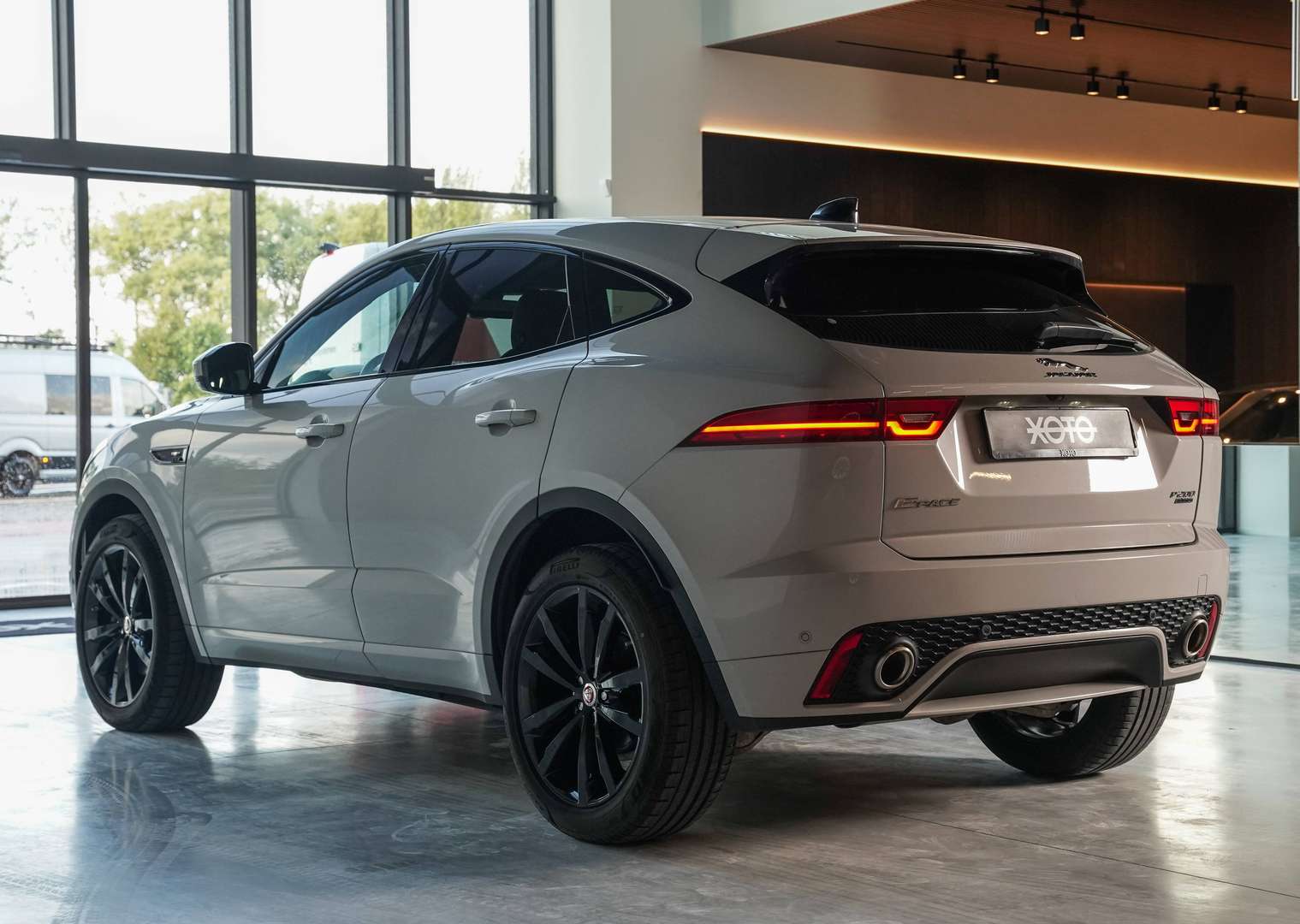 Jaguar E-Pace - 9