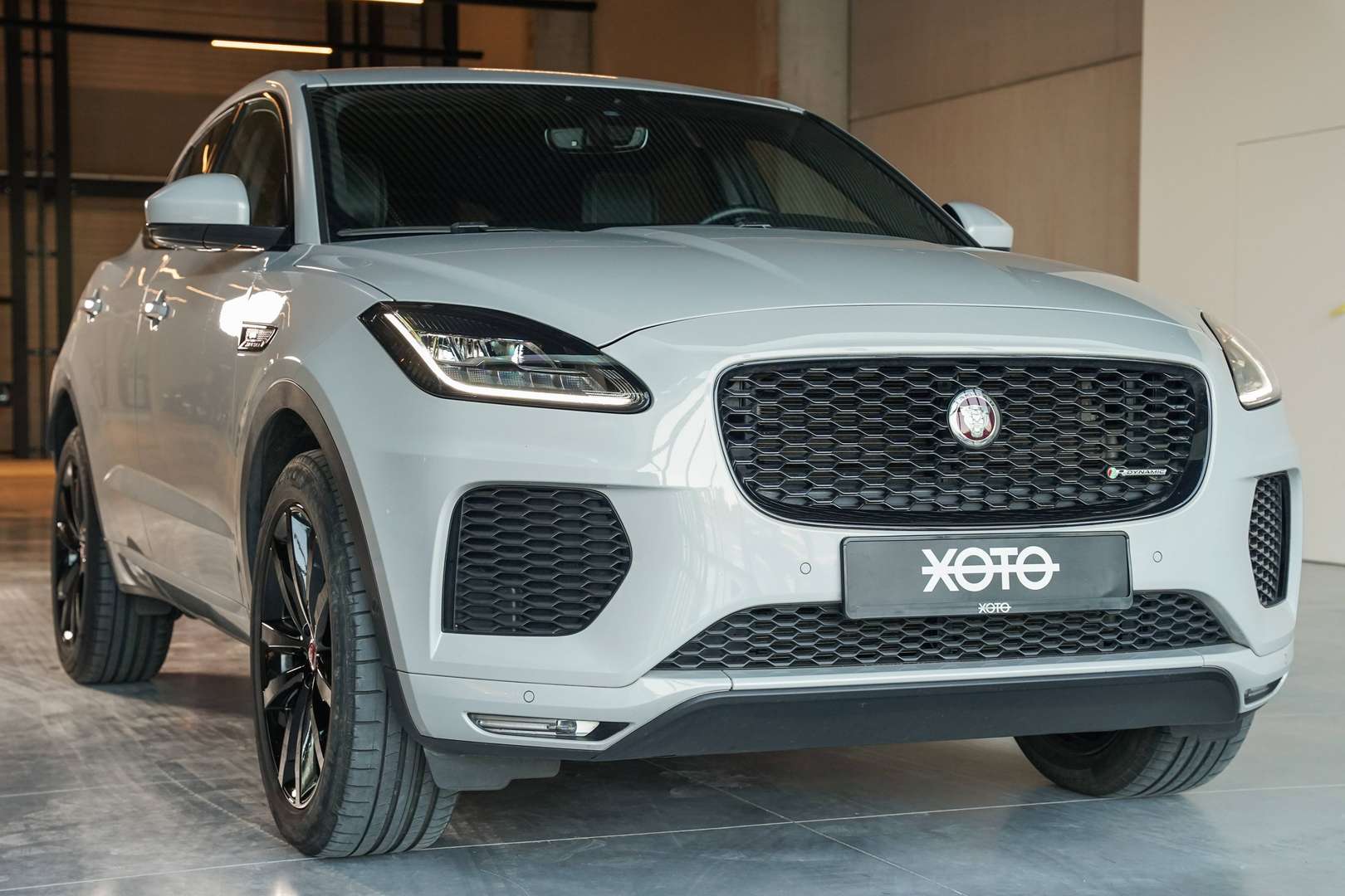 Jaguar E-Pace - 2