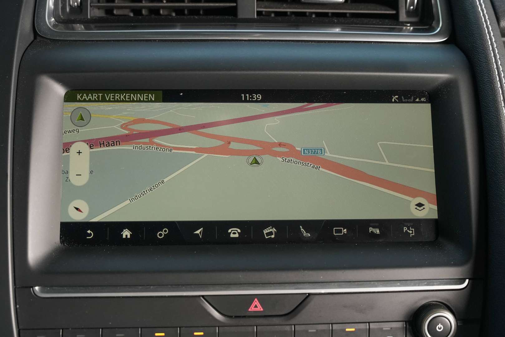 Jaguar E-Pace - 34