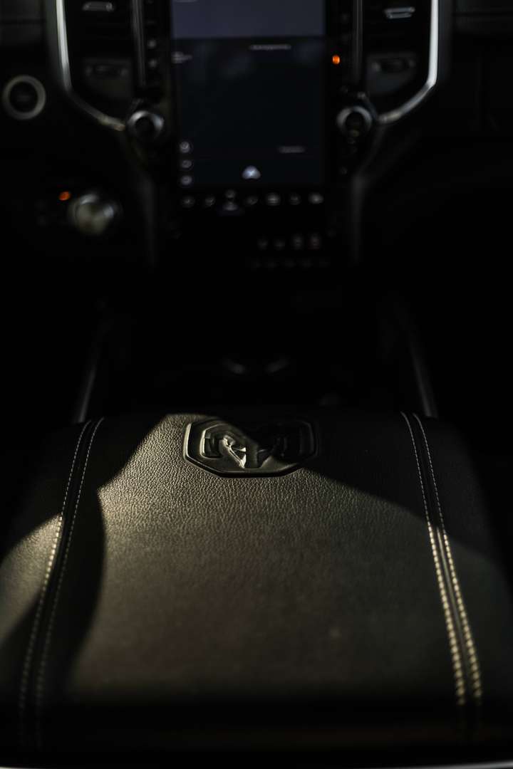Dodge RAM - 17