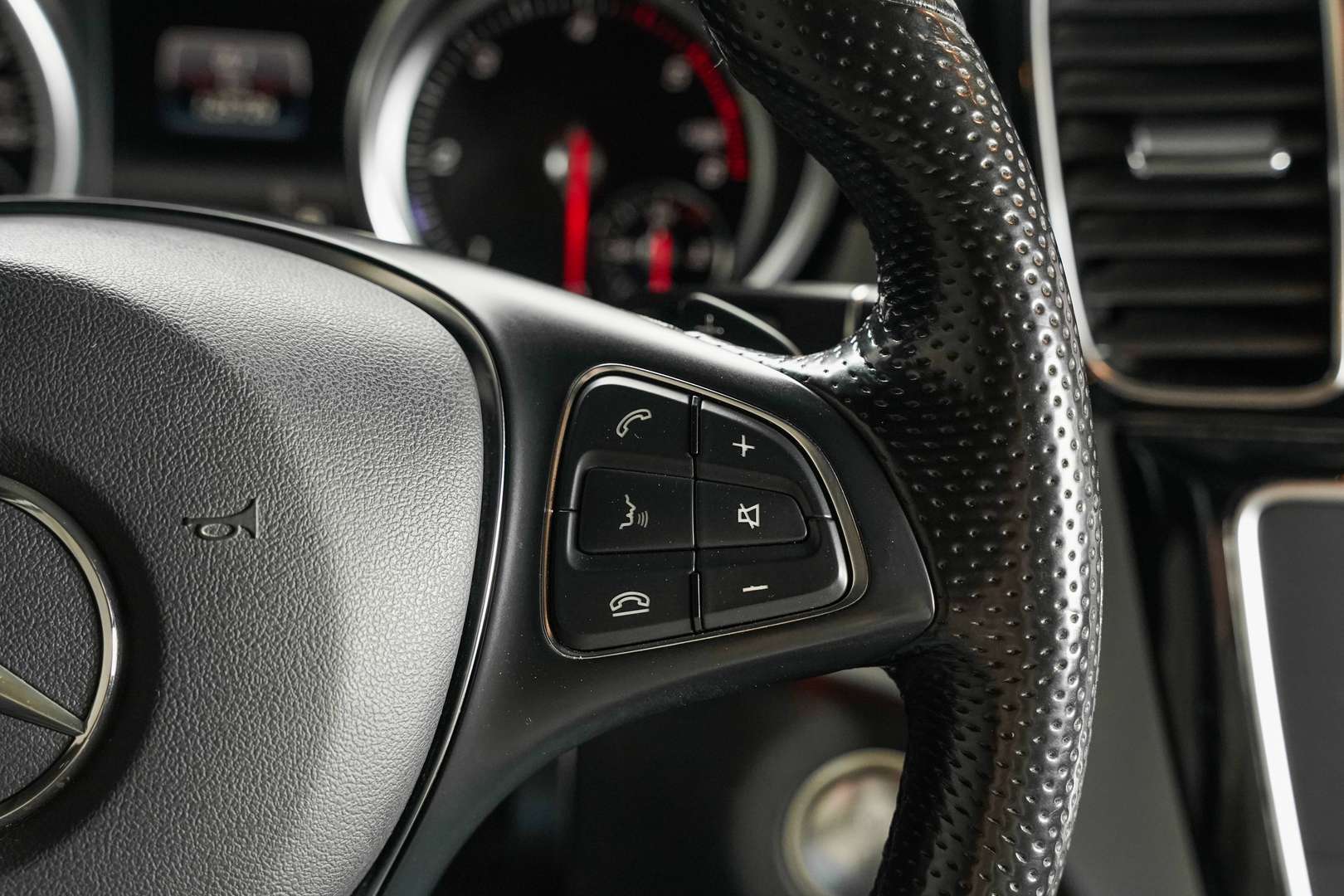 Mercedes-Benz GLE 350 - 20