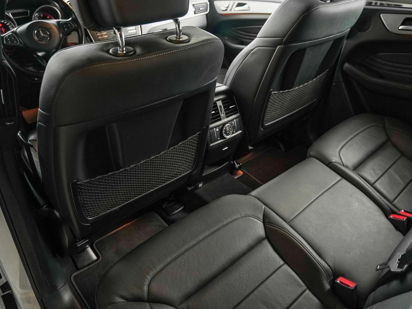 Mercedes-Benz GLE 350 - 29