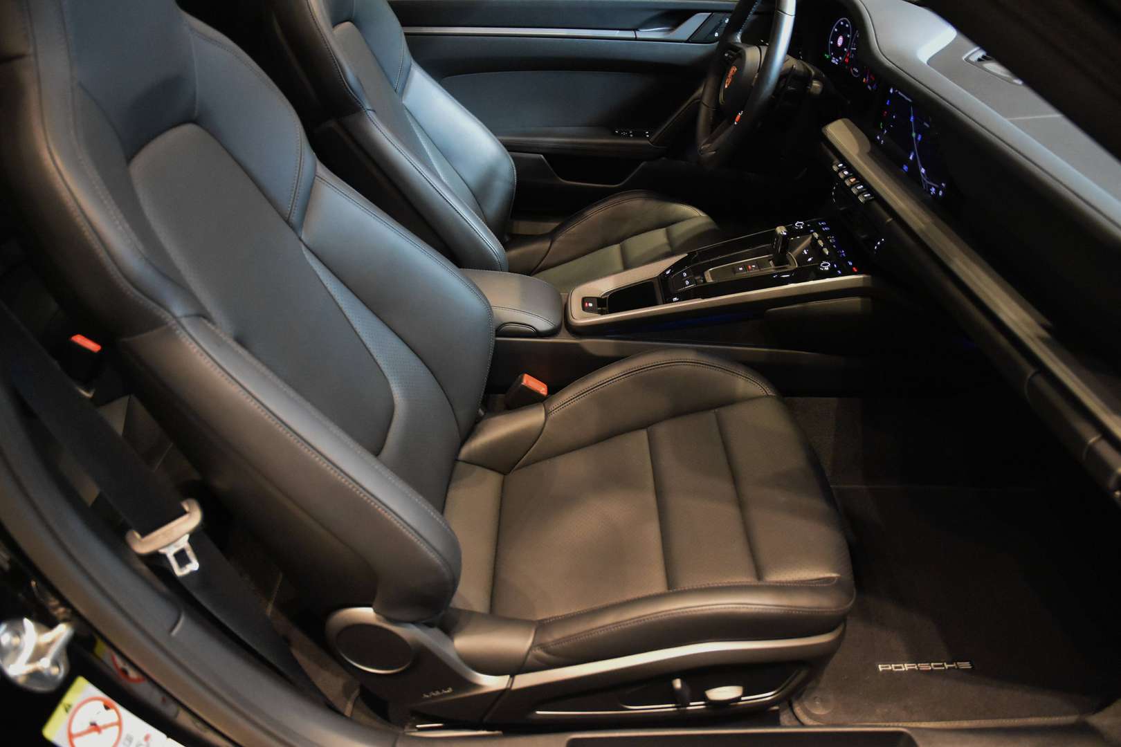 Porsche 911 Targa - 14