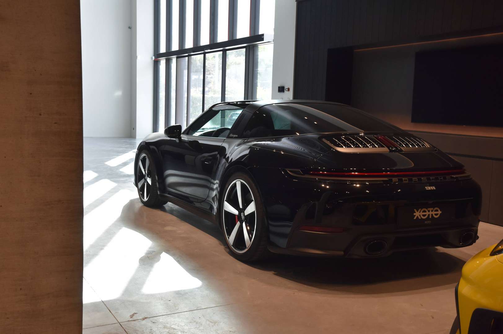 Porsche 911 Targa - 25