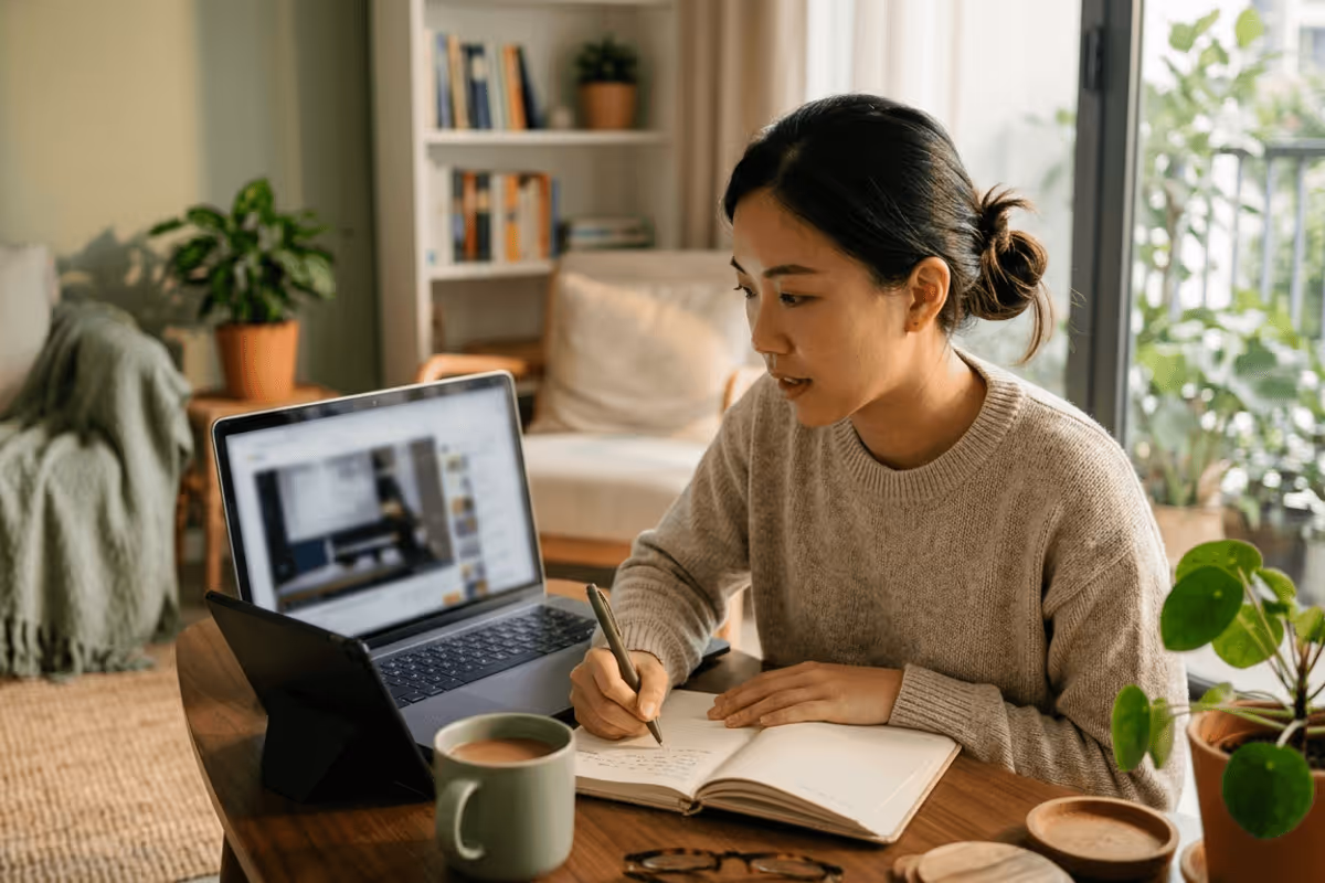 Employees accessing personalized learning