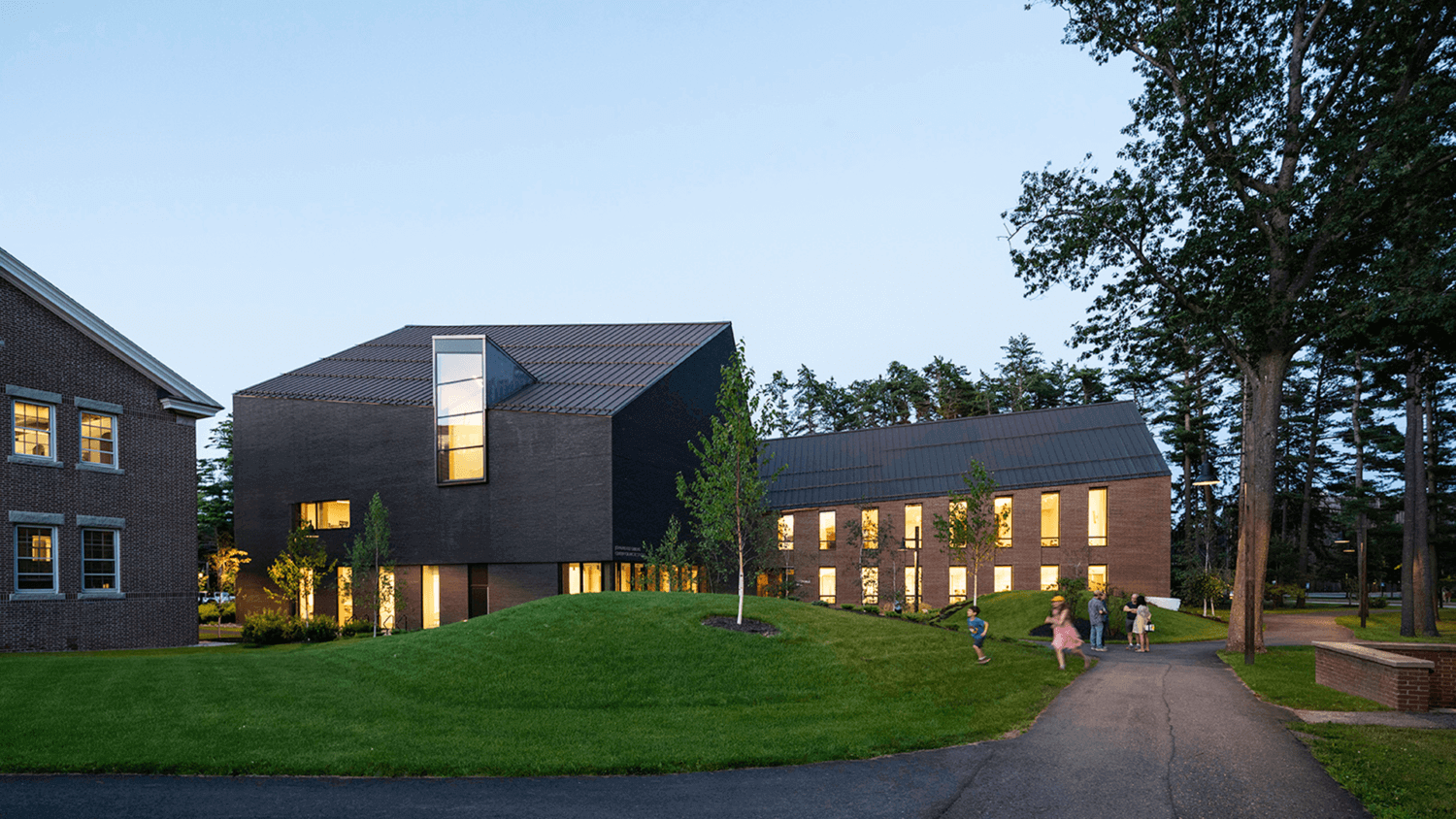 Bowdoin College. Mills Hall & Gibbons Center for Arctic Studies. HGA