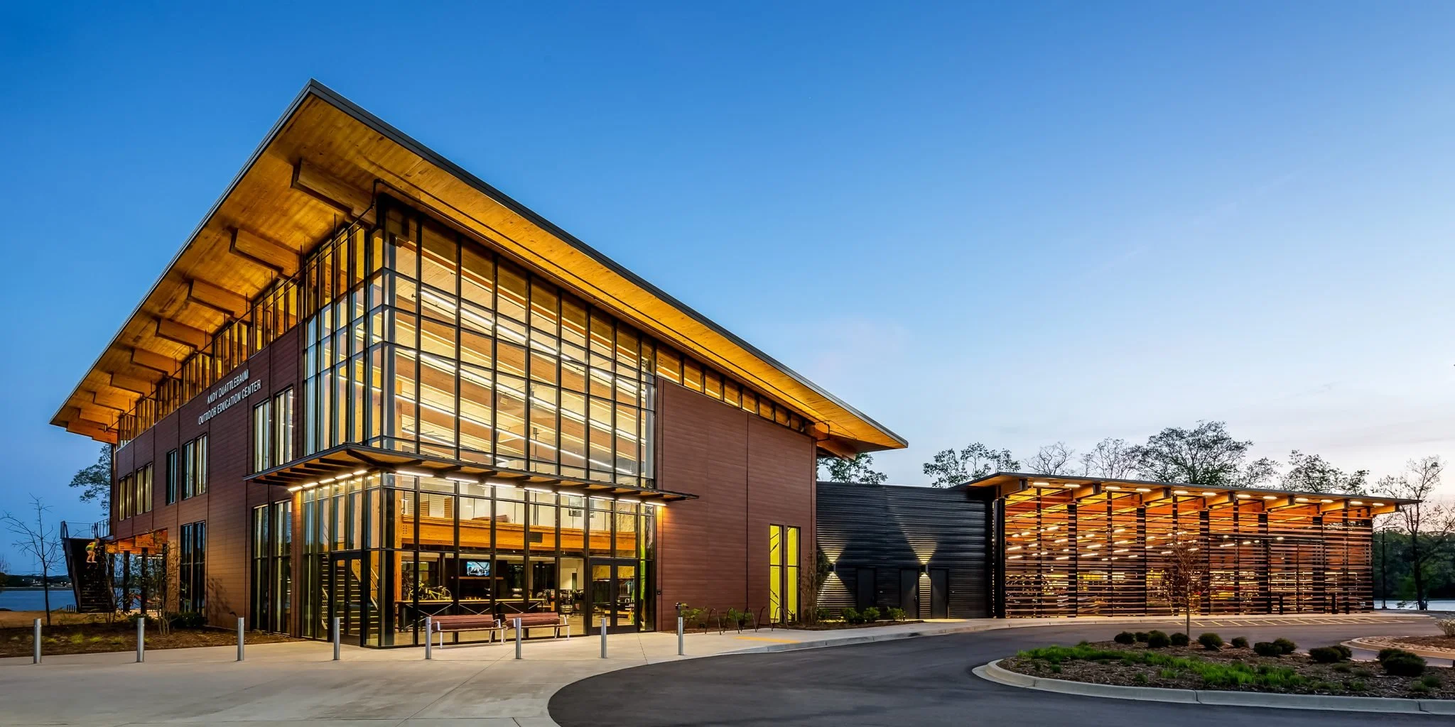  The Andy Quattlebaum Outdoor Education Center. © Jonathan Hillyer 