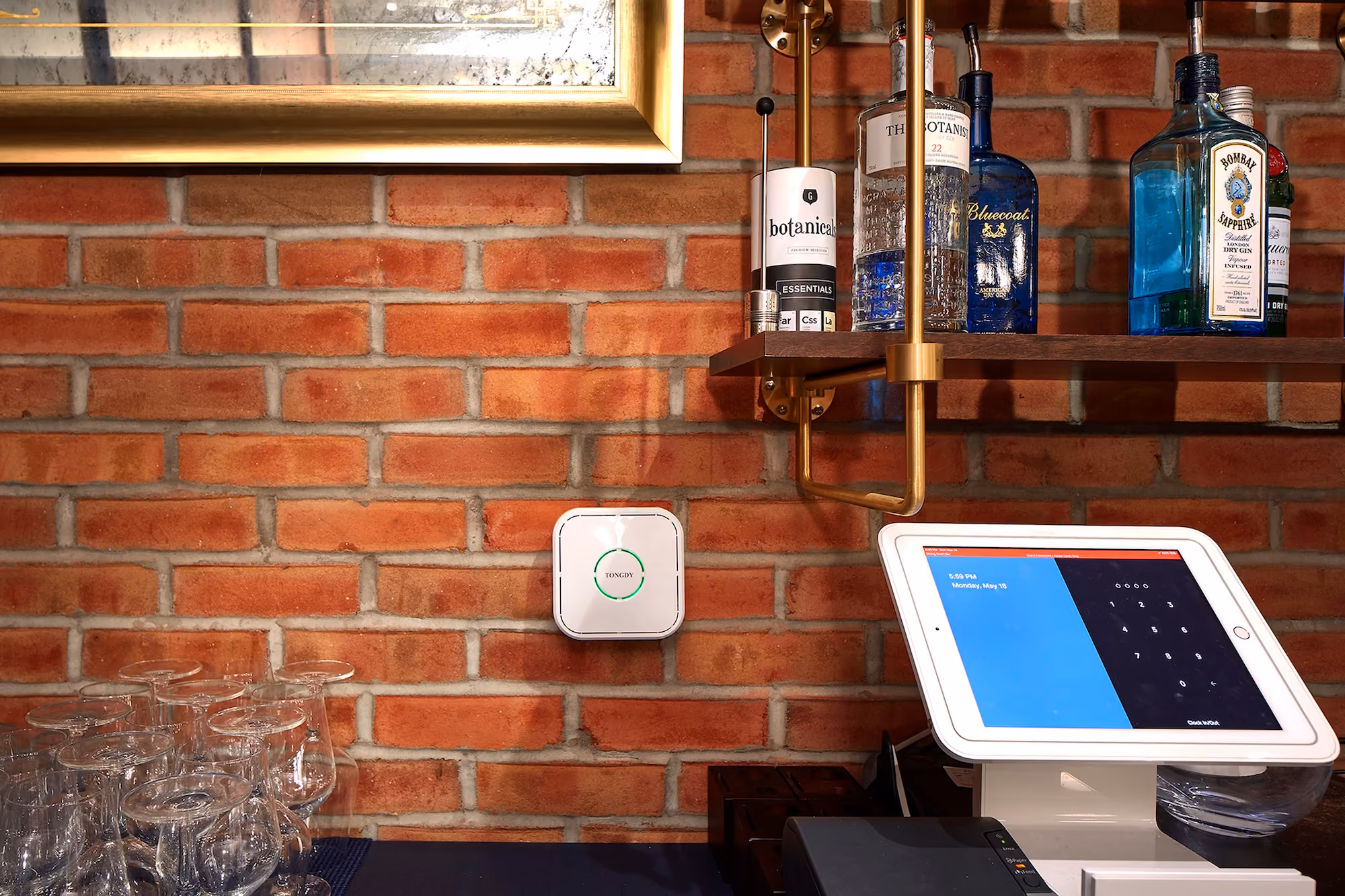 Studio St. Germain project image: air quality monitor