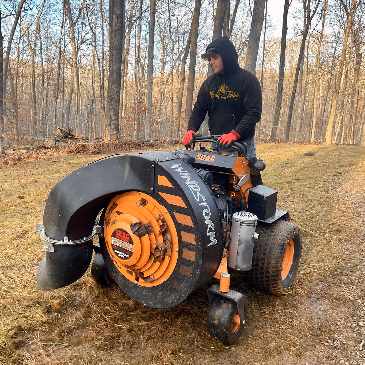 woods edge leaf blowing service Bloomington Indiana