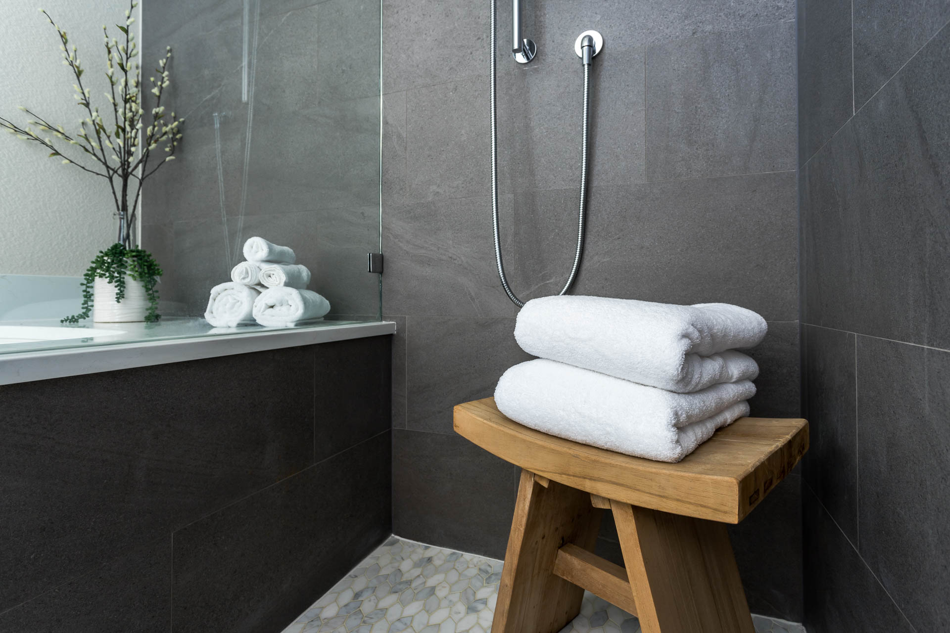 Meadow Evergreen Colorado residence by Ejay Interiors