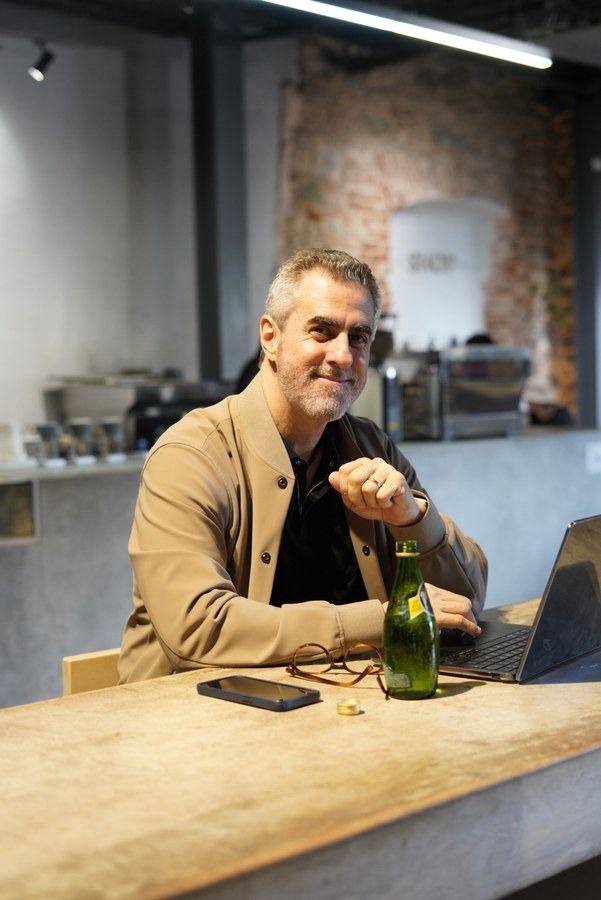 image of classroom setting (for a edtech)