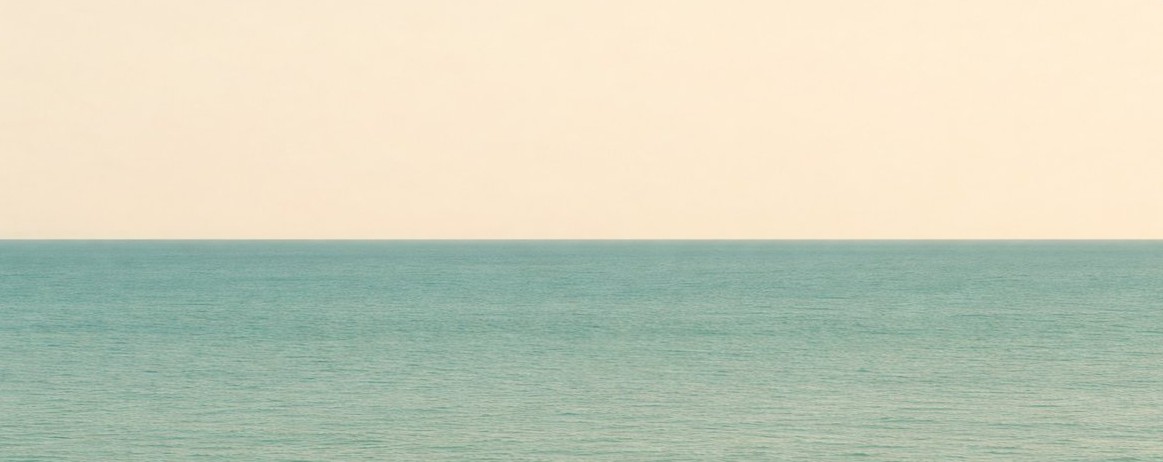 Beruhigendes Wasser in Pastelltoenen