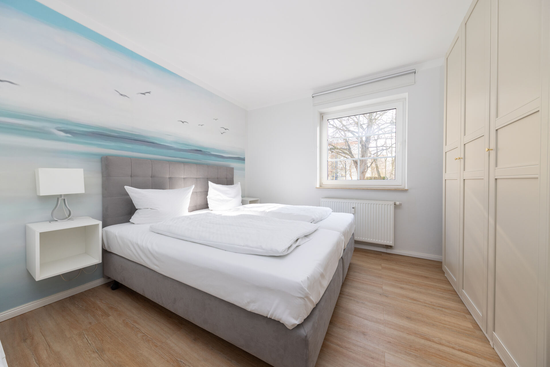 Doppelbett im Schlafzimmer